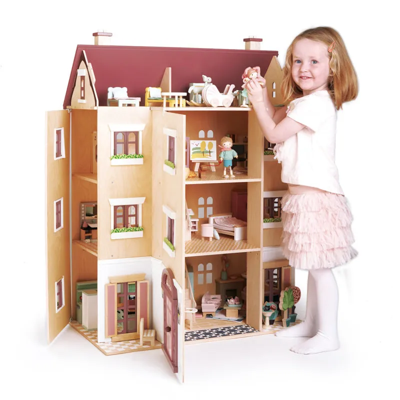 Fantail Hall Doll House