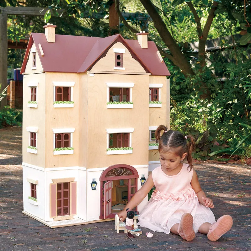 Fantail Hall Doll House